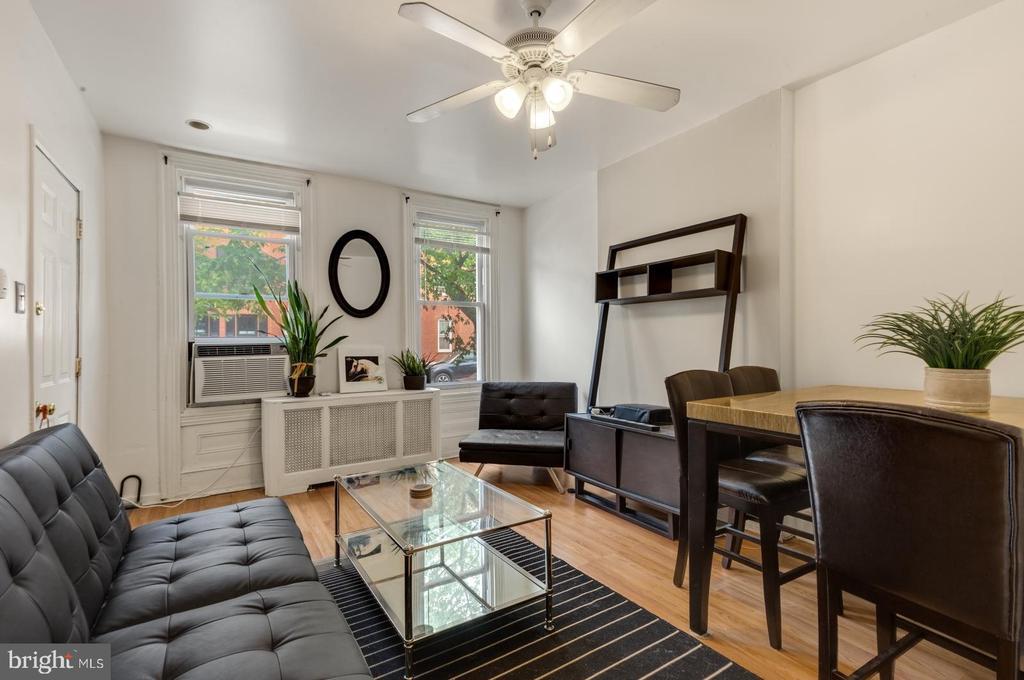 Foto principal - 2208 Christian St