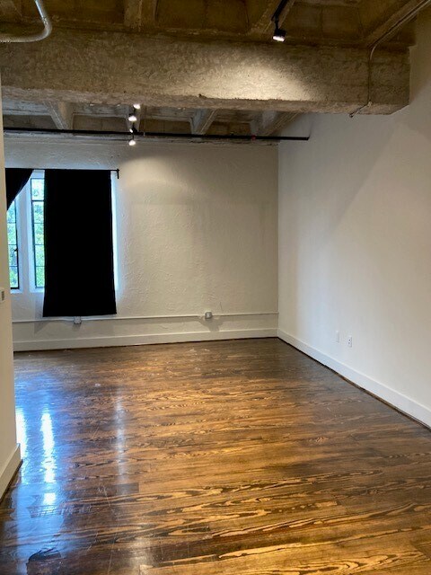 Foto del edificio - 4411 Dallas St