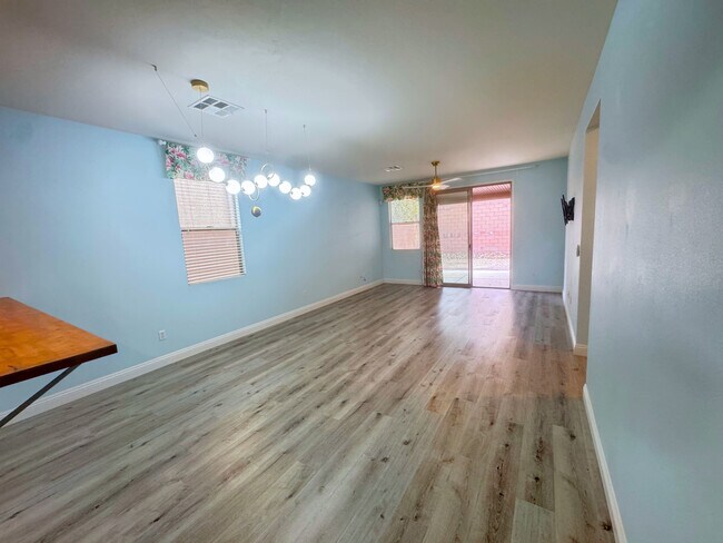 Foto del edificio - 10729 Pearl River Ave