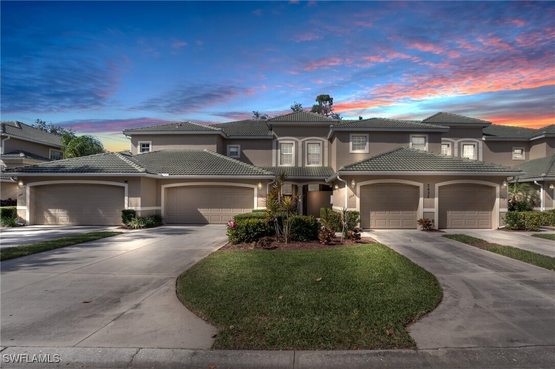 Foto principal - 3435 Laurelgreens Ln S