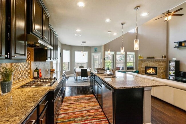 Building Photo - 2840 Nolina Ln