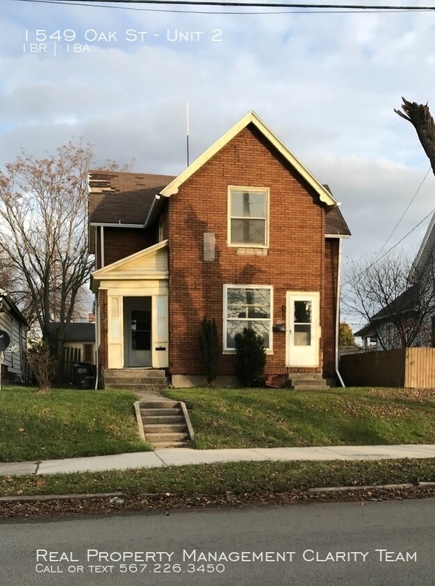 Primary Photo - 1549 Oak St