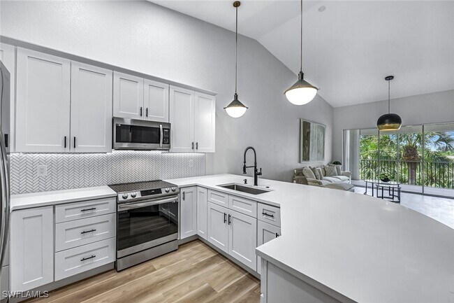 Foto del edificio - 7741 Pebble Creek Cir