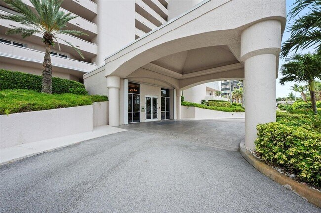 Foto del edificio - 5051 N Hwy A1A