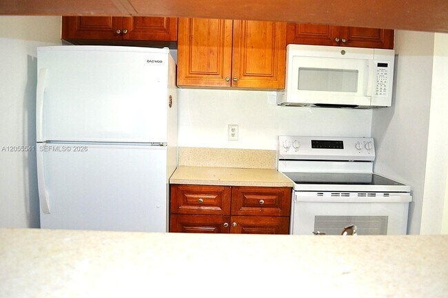 Building Photo - 8004 SW 149th Ave