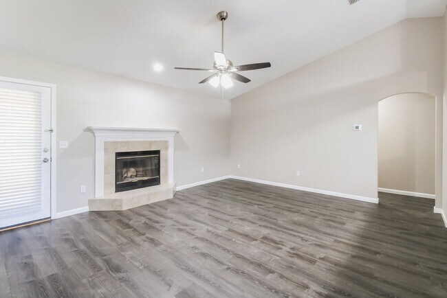 Building Photo - 493 Heron Nest Point