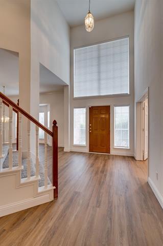 Building Photo - 106 Devron Ct