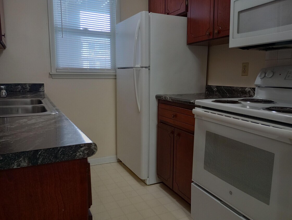 Foto principal - 2925 Woodland Ave