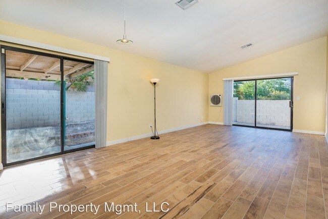 Building Photo - 2846 Belleza Ln