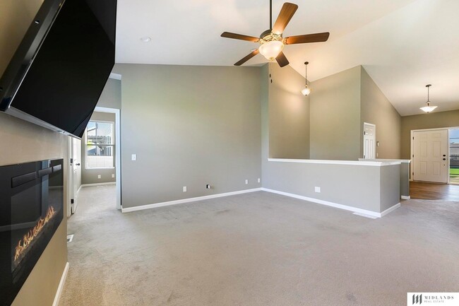 Building Photo - 7822 S 184th Ave