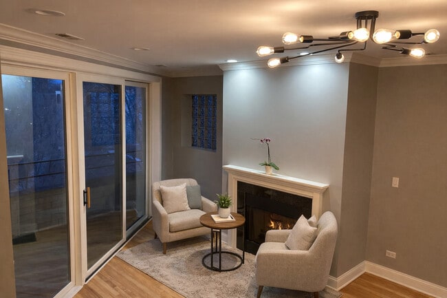 Building Photo - 4662 N Winthrop Ave