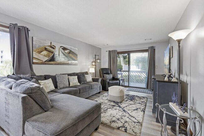 Building Photo - 202 Maison Dr