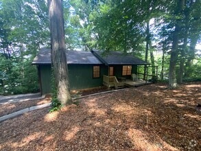 Building Photo - 330 Melton Hill Dr