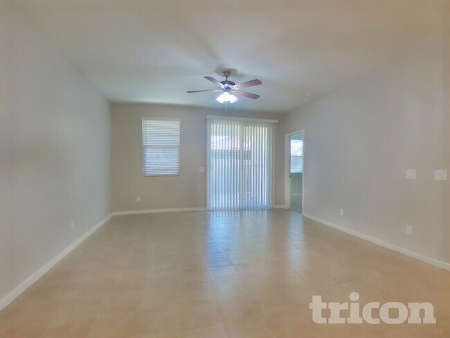 Foto del edificio - 13283 N 144th Ln