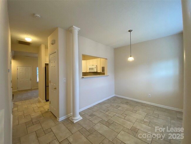 Foto del edificio - 11448 Savannah Creek Dr