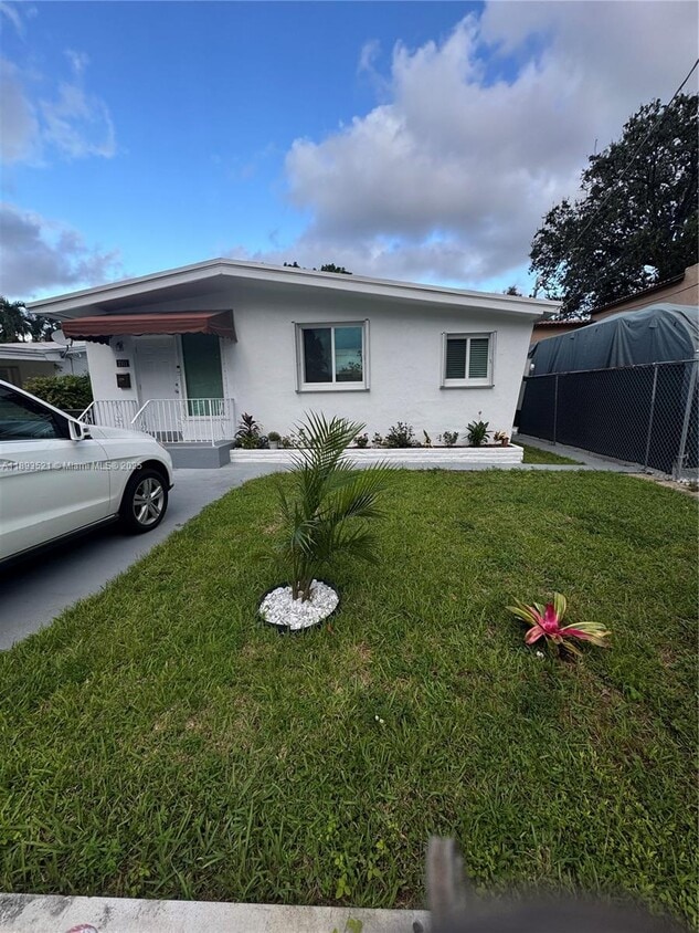 Foto principal - 2311 SW 58th Ave