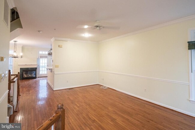 Foto del edificio - 719 N Vermont St