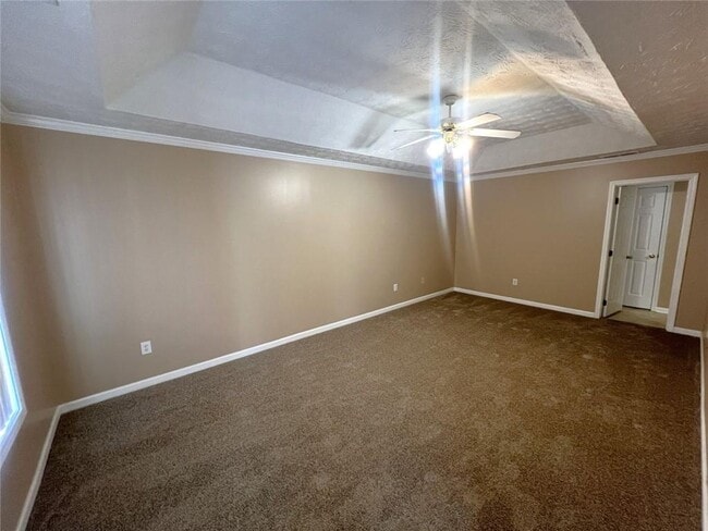 Foto del edificio - 2209 Swan Lake Ct