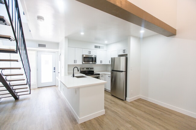 Building Photo - 4310 N 78th St