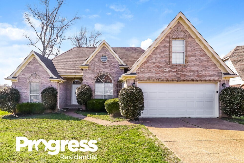 6175 Lakefront Dr, Horn Lake, MS 38637 House Rental in Horn Lake, MS