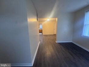 Building Photo - 5031 Huron St