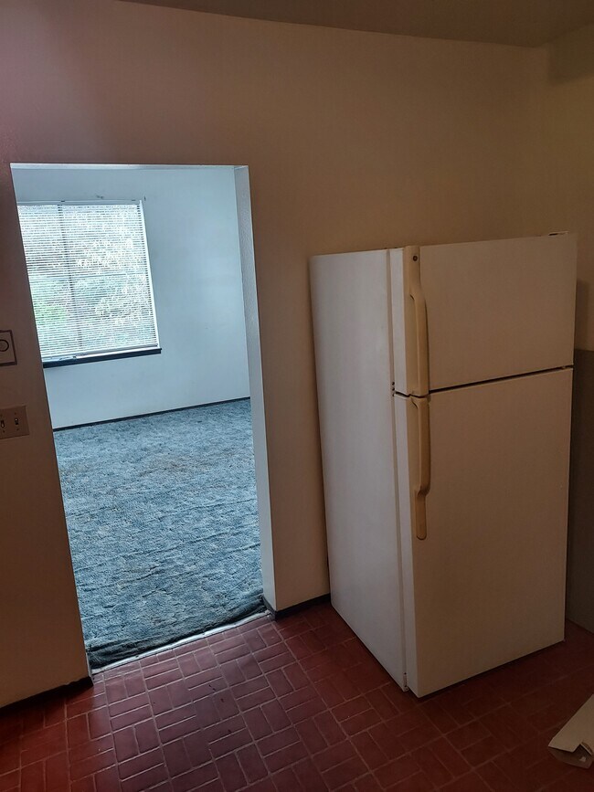 518 N F St Unit 4, Aberdeen, WA 98520 Apartments in Aberdeen, WA