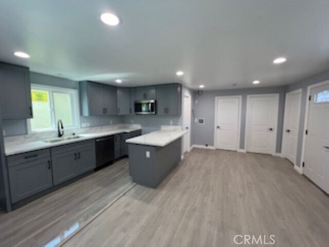 Foto del edificio - 8611 Rio Dell St