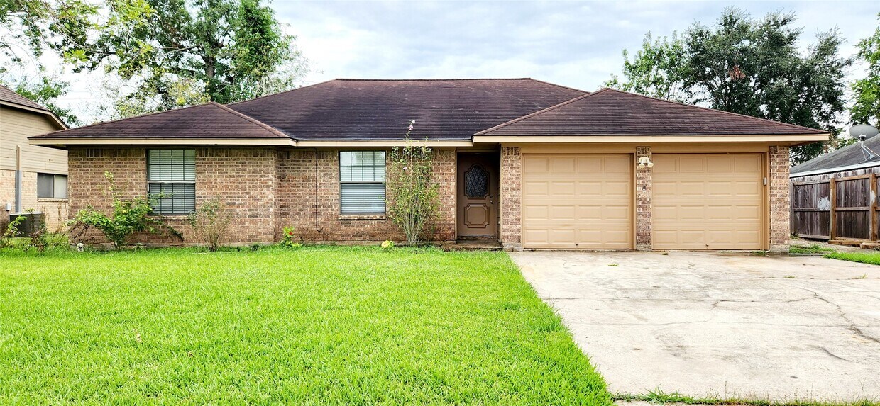 Foto principal - 135 Basswood St