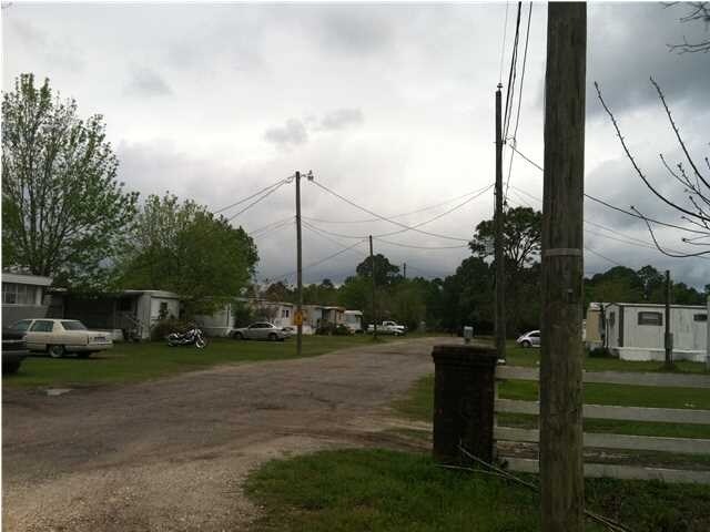 Building Photo - Corner Lot - Mobile Park