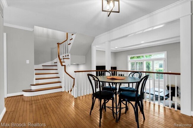 Foto del edificio - 1613 Brentwood Dr