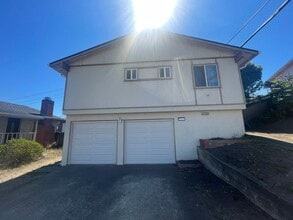 Building Photo - 3331 Fasman Dr