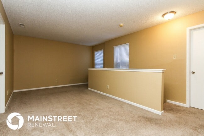 Foto del edificio - 1766 Blue Grass Pkwy