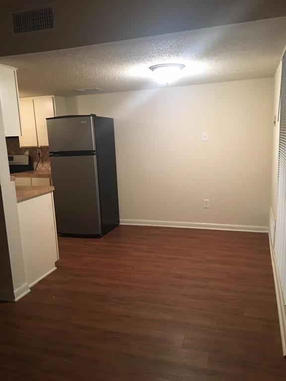Foto del edificio - 4709 Harmon Ave