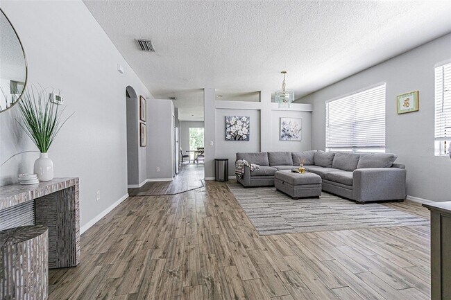 Foto del edificio - 13016 Terrace Brook Pl
