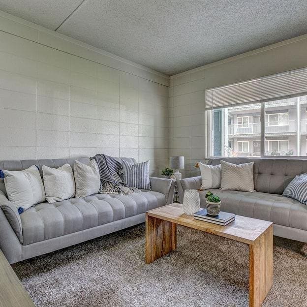 Building Photo - Bears Village