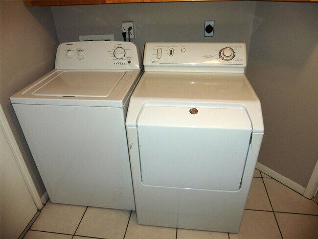 Foto del edificio - Duncaster Drive, Missouri City, TX 77459 - 3 BR 2.5 BA single-family home