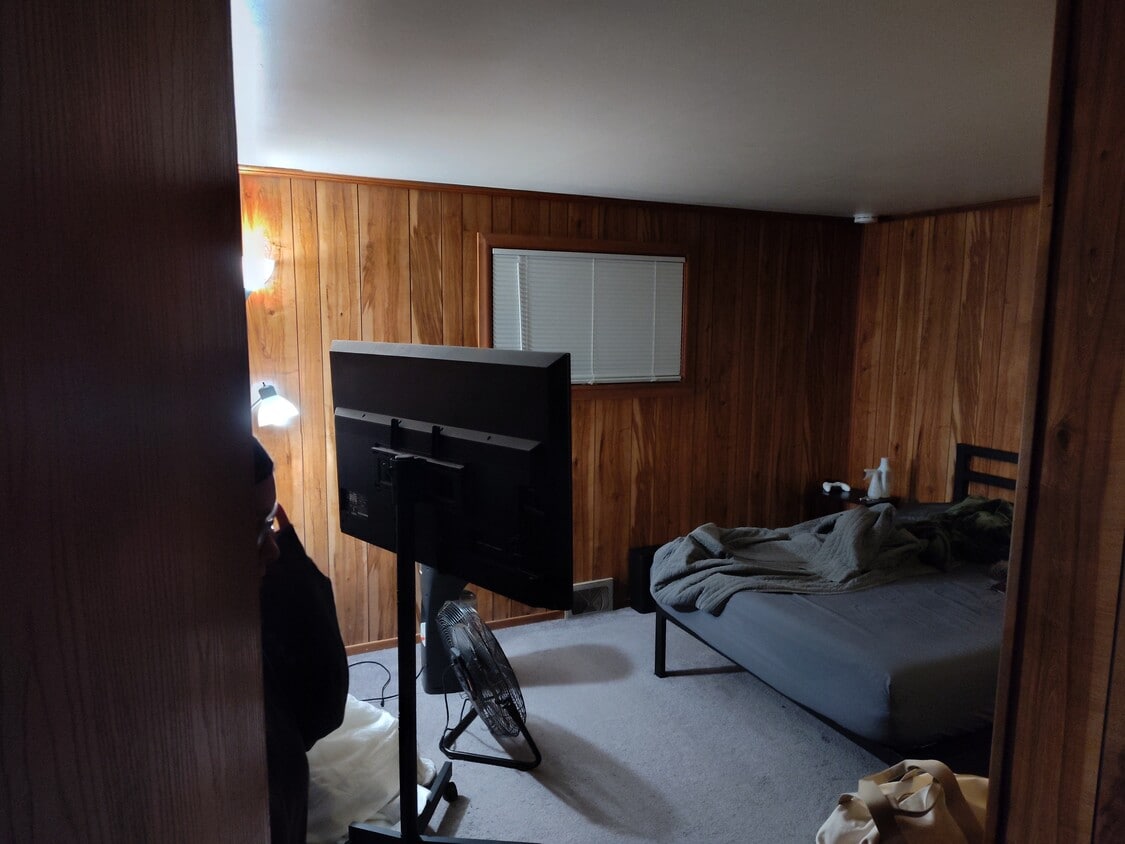 Foto del edificio - 303 Barr Elms Ave