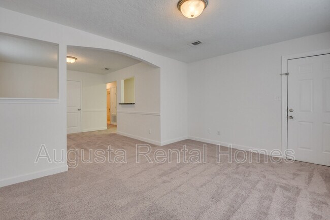 Foto del edificio - 4014-C Wheeler Woods Road