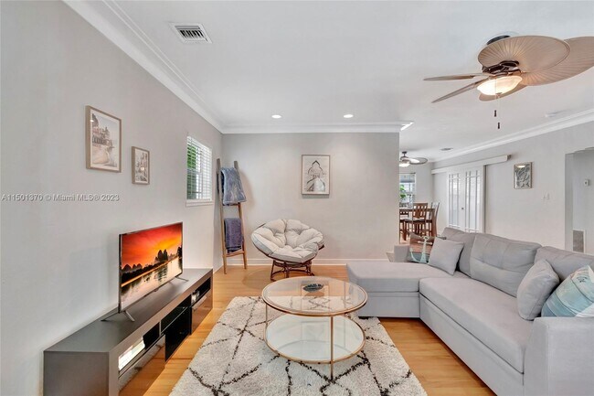 Foto del edificio - 515 SW 9th St