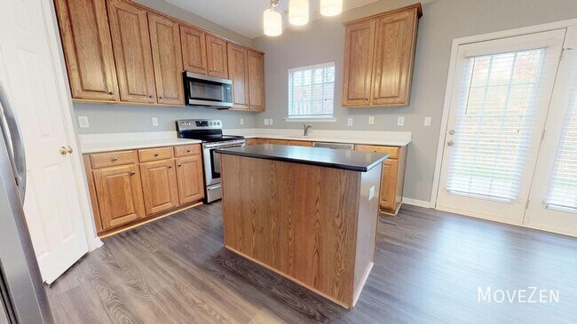 Building Photo - 10941 Pendragon Pl Raleigh NC 27614 Update...