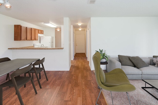 Building Photo - Tall Timbers Apartments