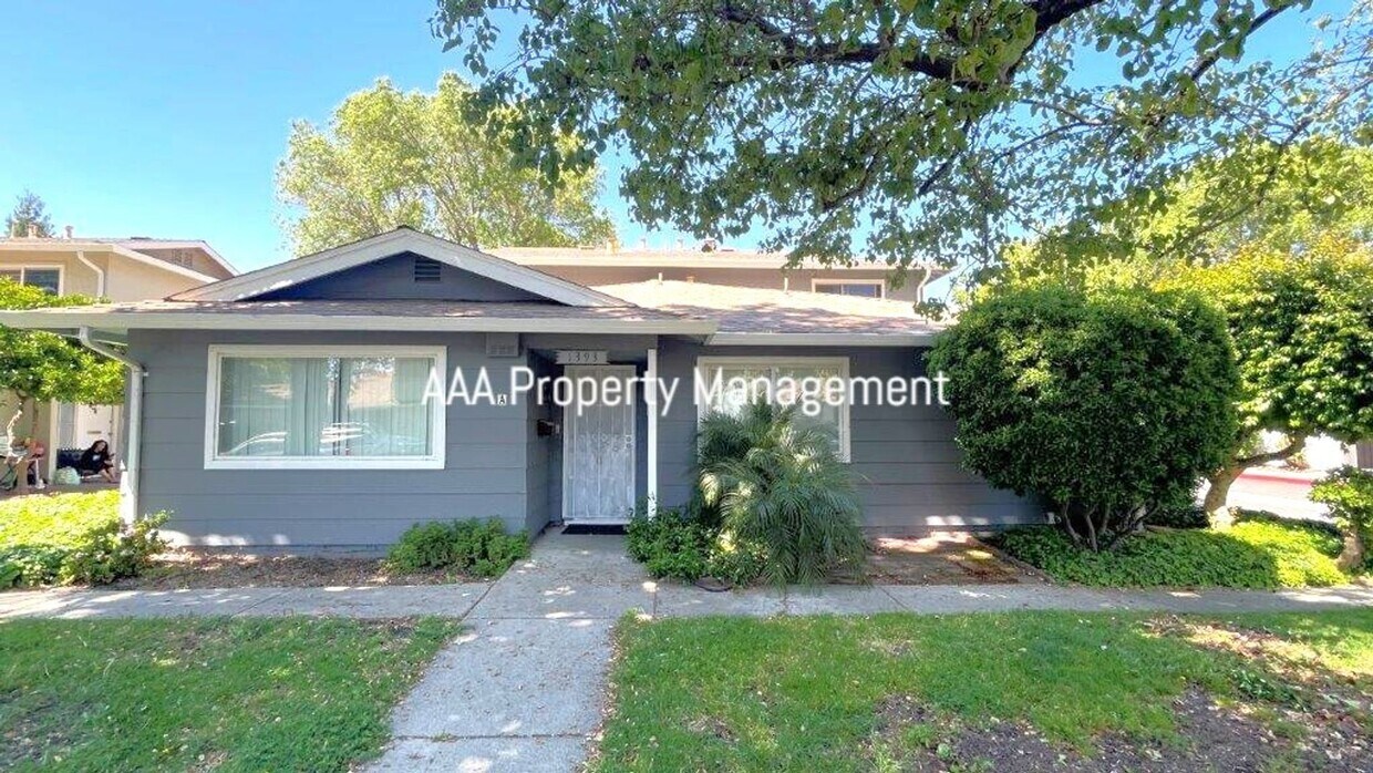 Concord 2 bedroom 1 bath townhome close t... - Concord  2 bedroom 1 bath townhome close t...