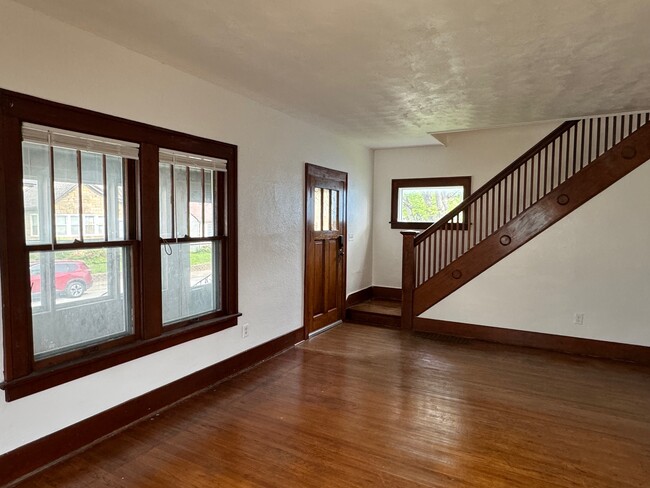 Foto del edificio - 2207 Wilkes Ave