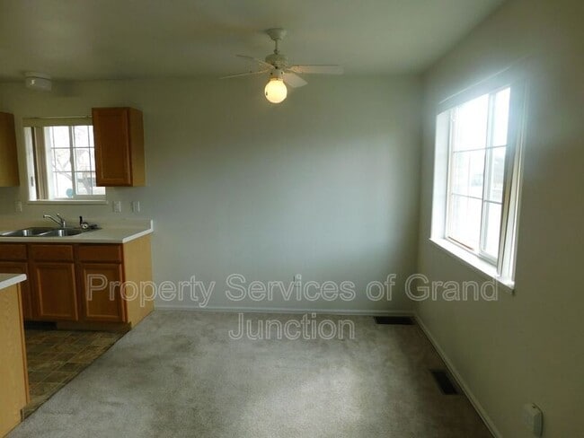 Building Photo - 2245 N 15th St