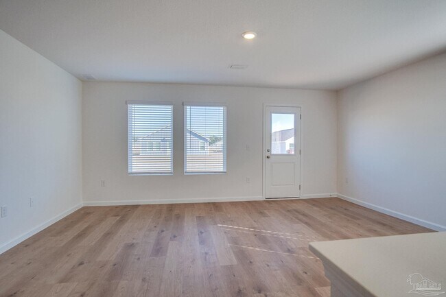 Foto del edificio - 4756 Eagles Rdg Rd