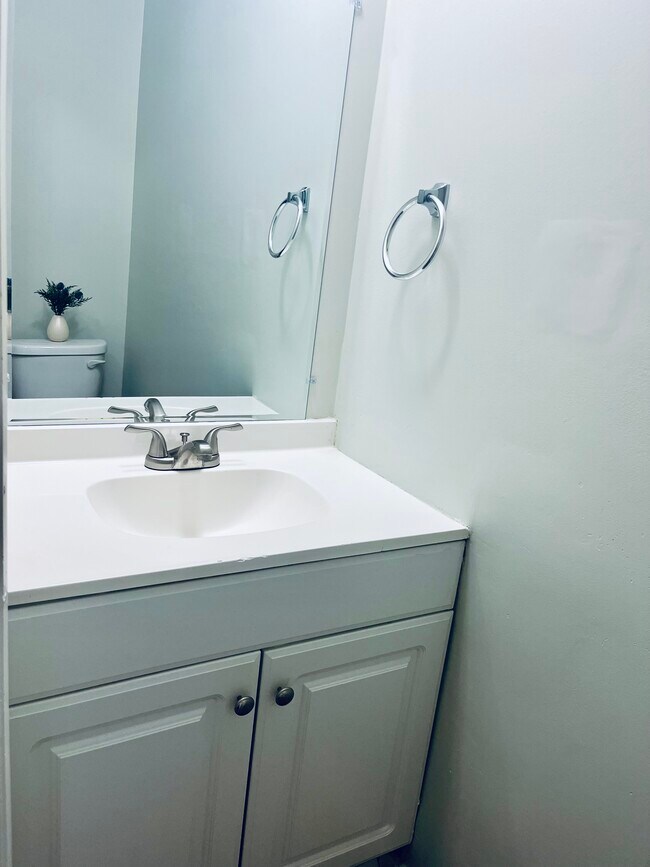Medio baño - Brookpoint Apartments