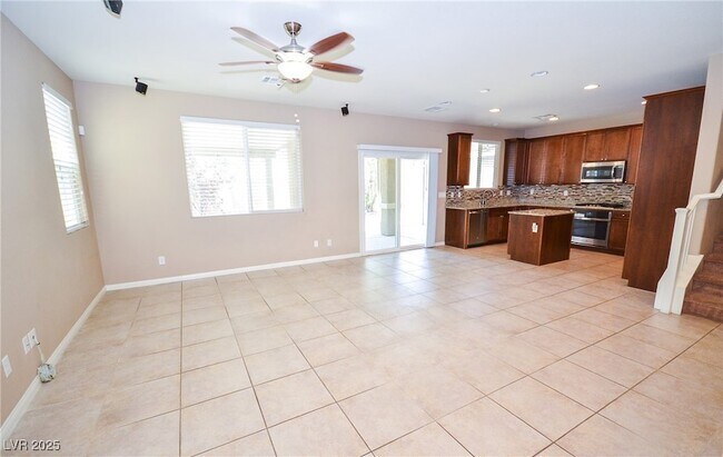 Foto del edificio - 6470 Little Harbor Ct