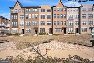 Building Photo - 45093 Cappamore Terrace