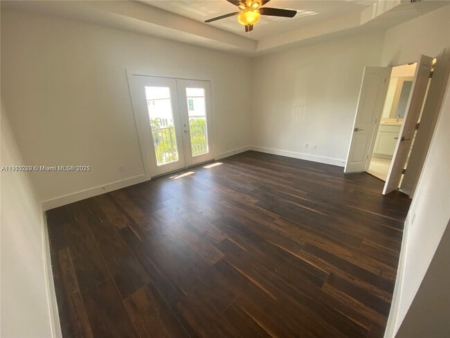 Building Photo - 4433 E Aqua Bella Ln