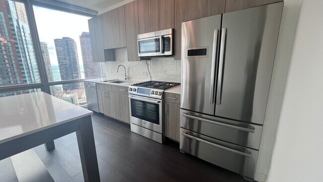 Foto del edificio - 420 E North Water St